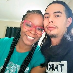 Meet your Posher, Alisha